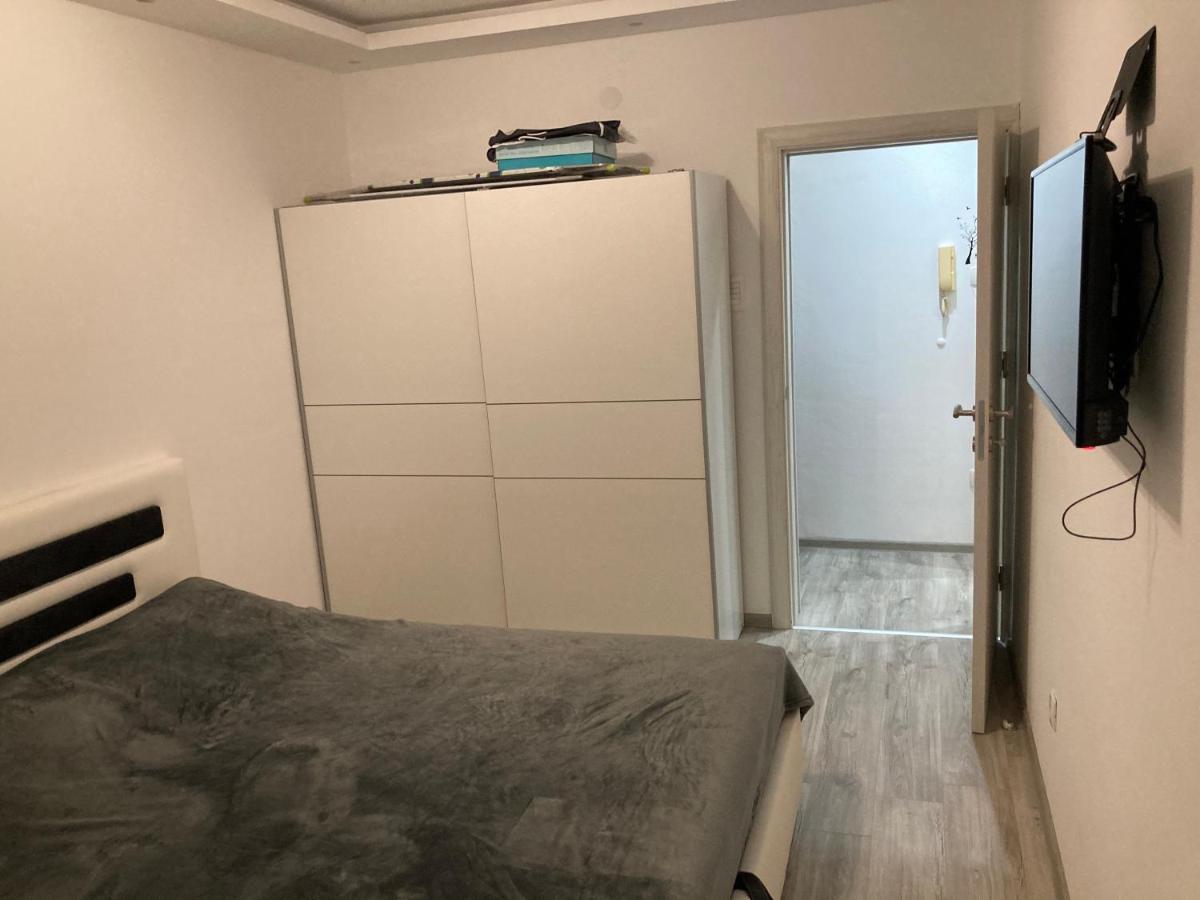 Apartamento Stan Na Dan Bogdan Podgorica Exterior foto